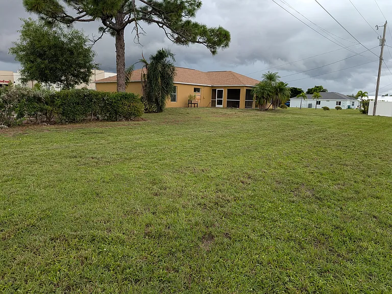 3411 Chiquita Blvd S — Photo 19