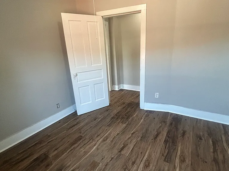 209 Koehne St #209 — Photo 5