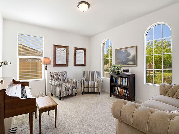 4th image of 22381 E Cherrywood Dr