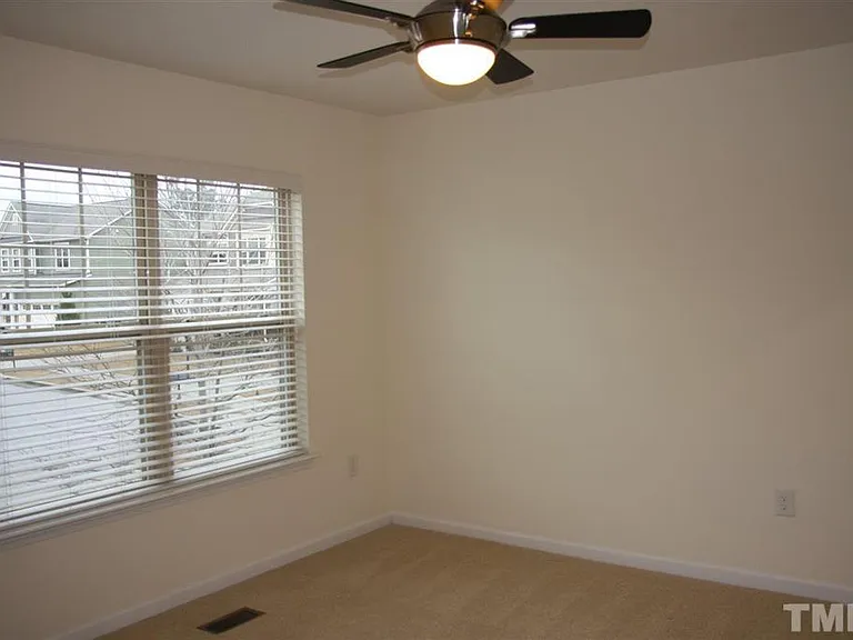 721 Sweet Laurel Ln — Photo 19