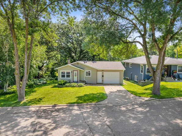 705 W Beech Ave, Fergus Falls, MN 56537