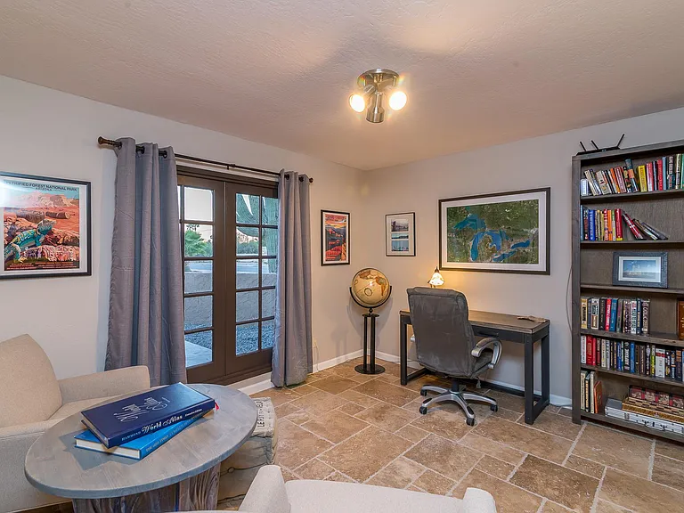 6802 E Ludlow Dr — Photo 19