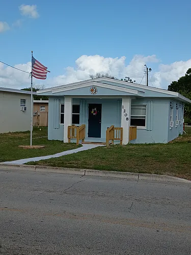 1208 N 17th St Photo 1