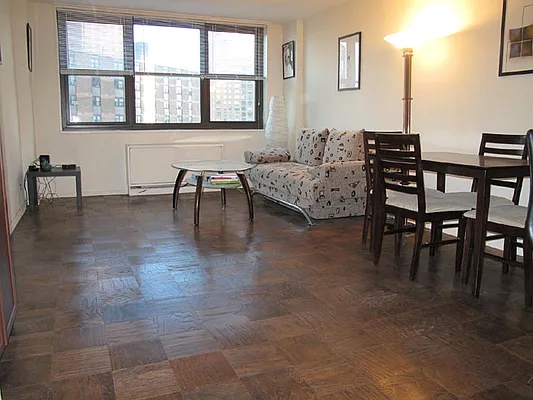 Rented by Rich Associates Real Estate LLC | media 16