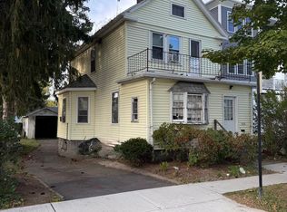 180 Billings Rd, Quincy, MA 02171