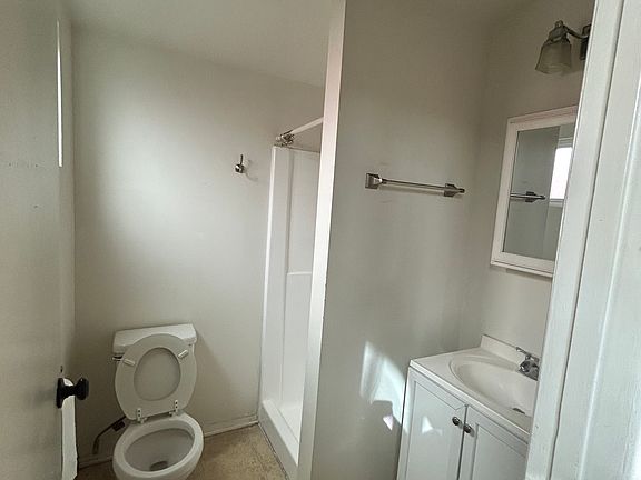 2nd image of 3841 Huron Ave