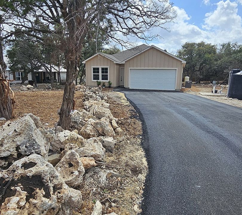 1st image of 628 Winding River