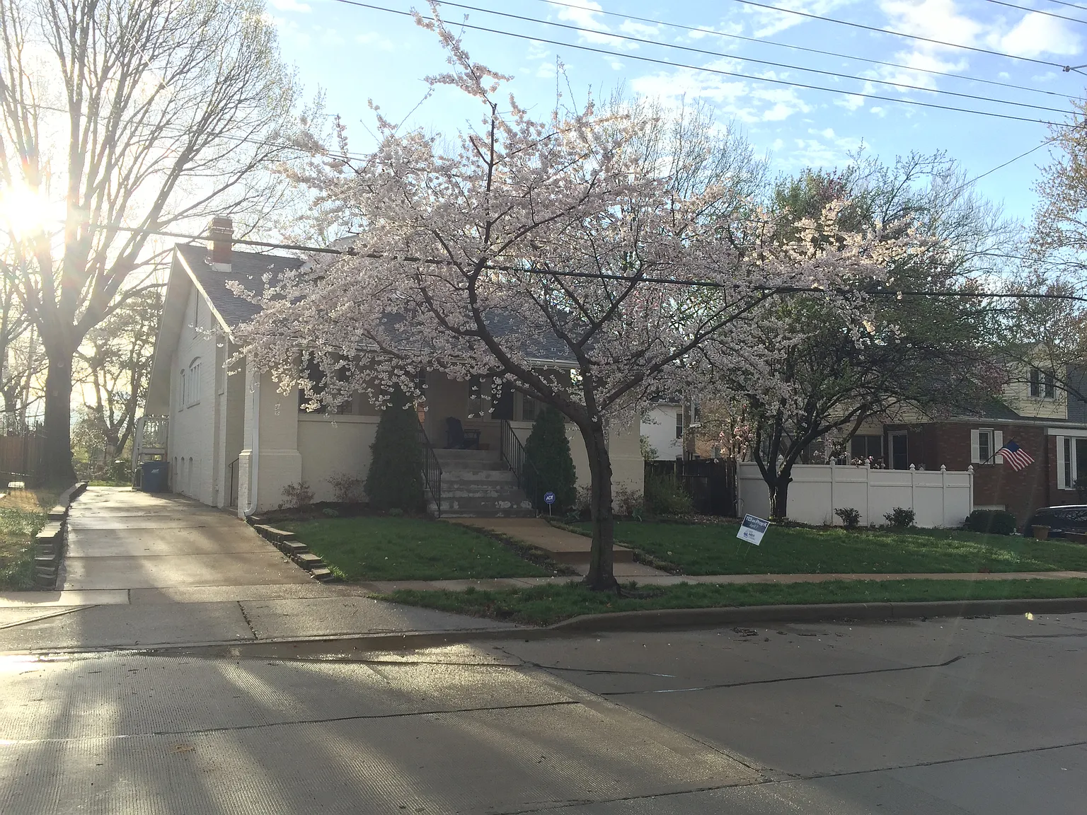 1516 Bellevue Ave photo 1