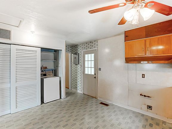 5th image of 2641 Onaoto Ave