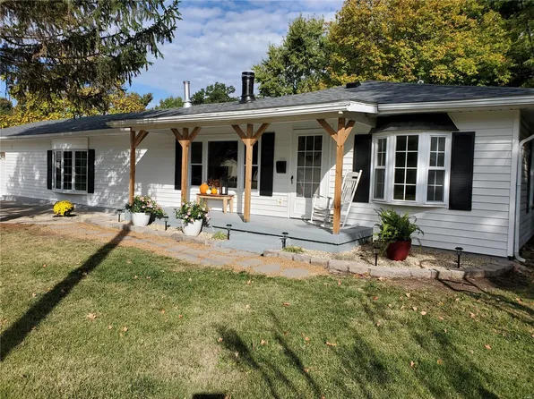 403 Lott St, Jerseyville, IL 62052