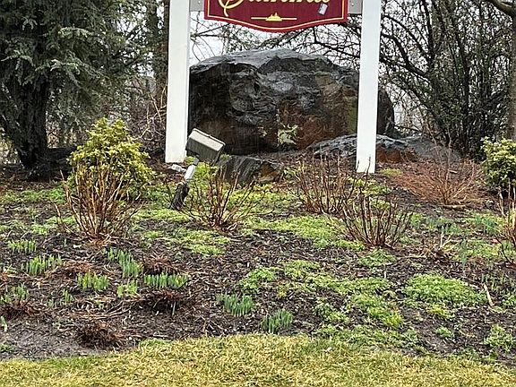 2nd image of 7224 Hilltop Dr #106
