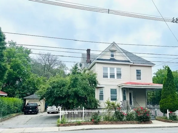 257 Stevens St, Lowell, MA 01851