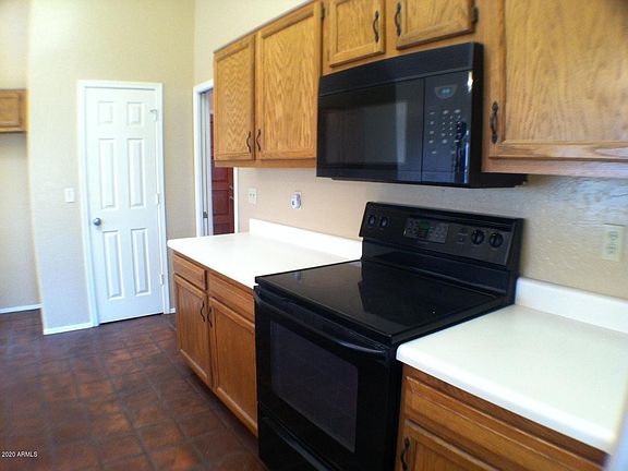 3rd image of 4408 E Kiowa St