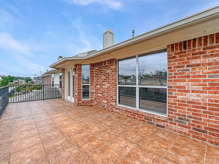 11954 Galentine Point — Photo 41