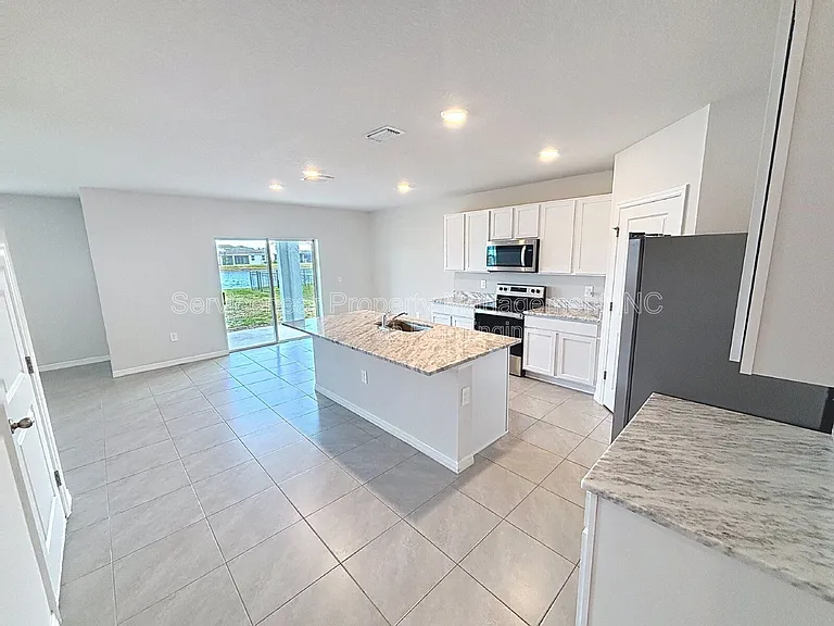 18002 Canopy Pl — Photo 6