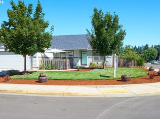 25231 Rhapsody Ave, Veneta, OR 97487