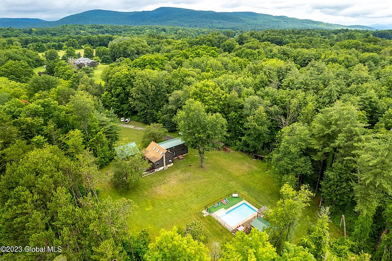 2nd image of 168 Rockwell Road