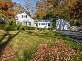 373 Pinebrook Blvd, New Rochelle, NY 10804