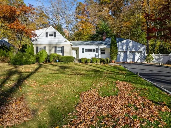 373 Pinebrook Boulevard, New Rochelle, NY 10804