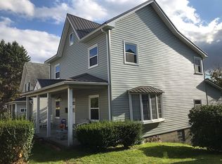 702 Somerset Ave, Windber, PA 15963