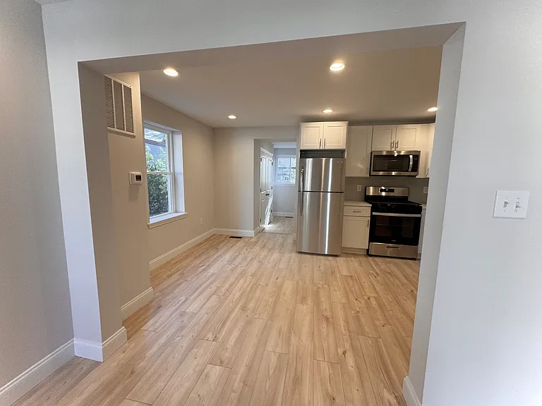 13 Bayship Rd — Photo 5