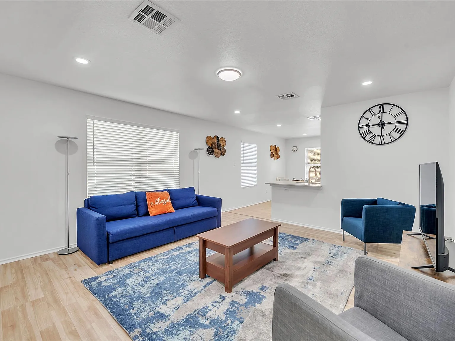 3 bed, 2.0 bath, 1338 sqft, $2,850 — Photo 4