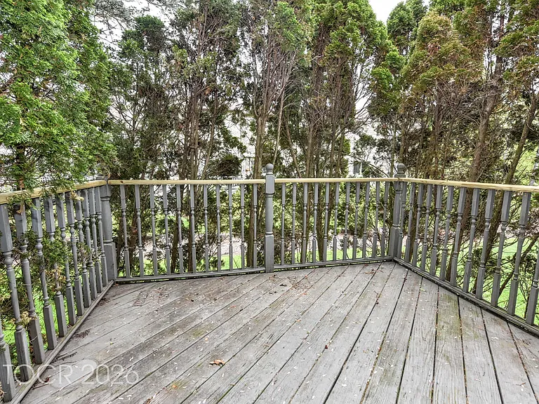 15 Sherbrooke Ct — Photo 33