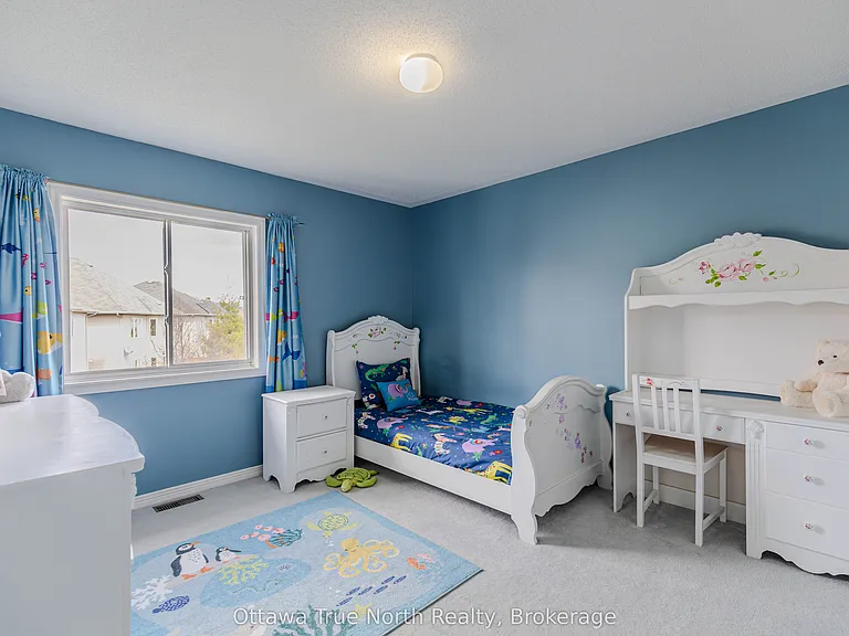 19 Black Tern Cres — Photo 37