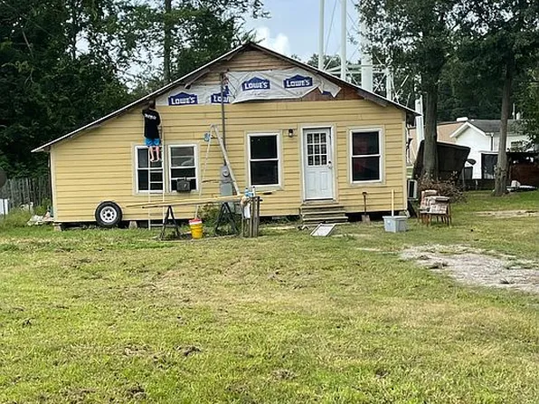 415 Jefferson Ave, Estherwood, LA 70534