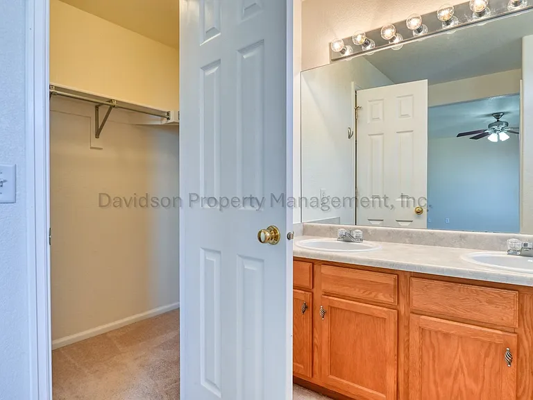 4173 Knollvale Dr — Photo 14