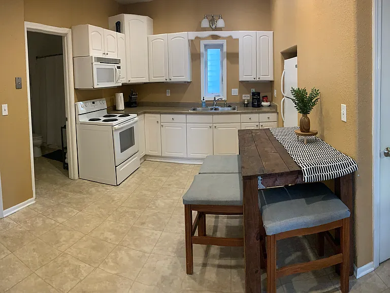 3834 E Underwood Ave — Photo 6