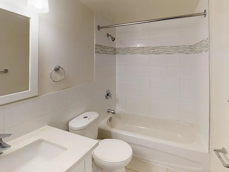 66 Broadway Ave — Photo 43