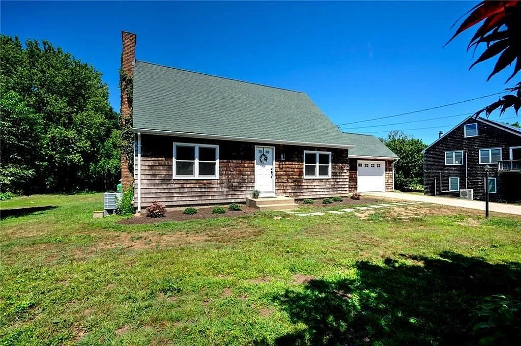 3 bed, 2.0 bath, 1547 sqft, $2,600 — Photo 2