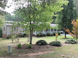 351 Deerwood Dr, Blairs, VA 24527