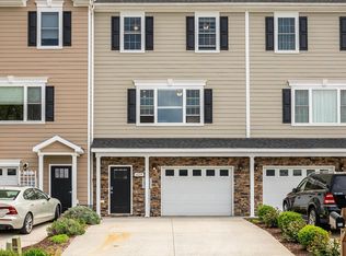 629 Spring Oaks Dr, Rockingham, VA 22801