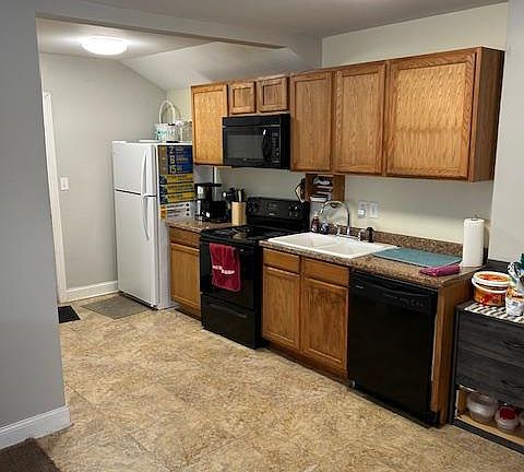 3rd image of 5038 Lydia Ave