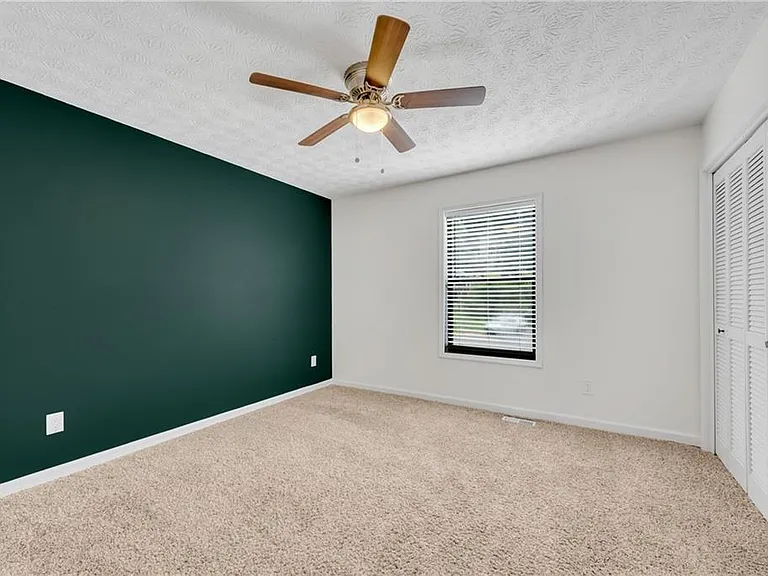 1971 Chartwell Ct — Photo 18