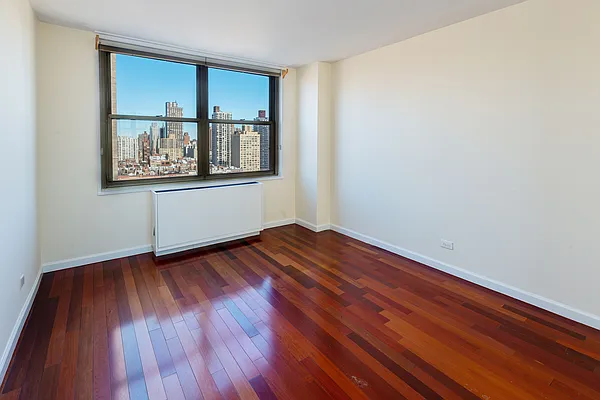 Sold by Corcoran | media 6