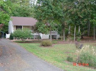 942 Monacan Park Rd, Madison Heights, VA 24572