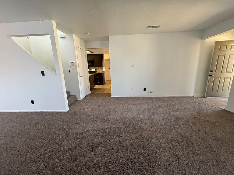 120 Adobe Ct #120 — Photo 6