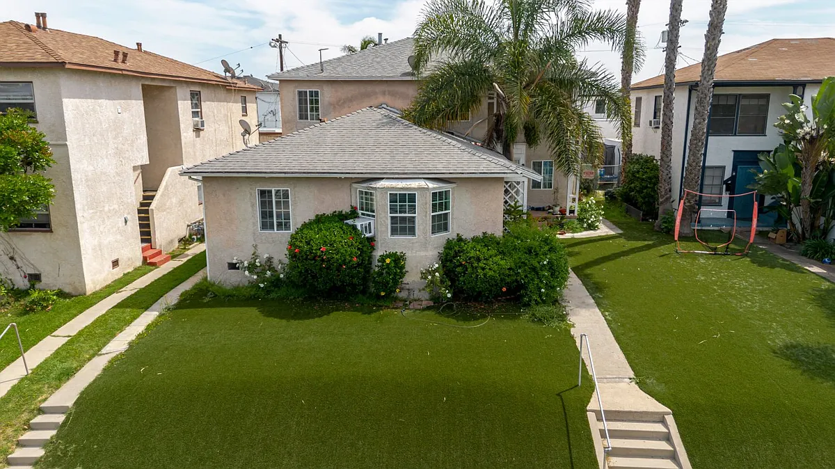 Building Photo - 1708 S Crescent Heights Blvd