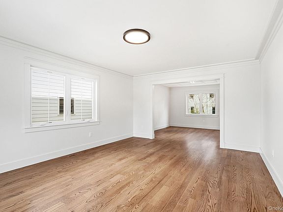 4th image of 54 Lindbergh Avenue