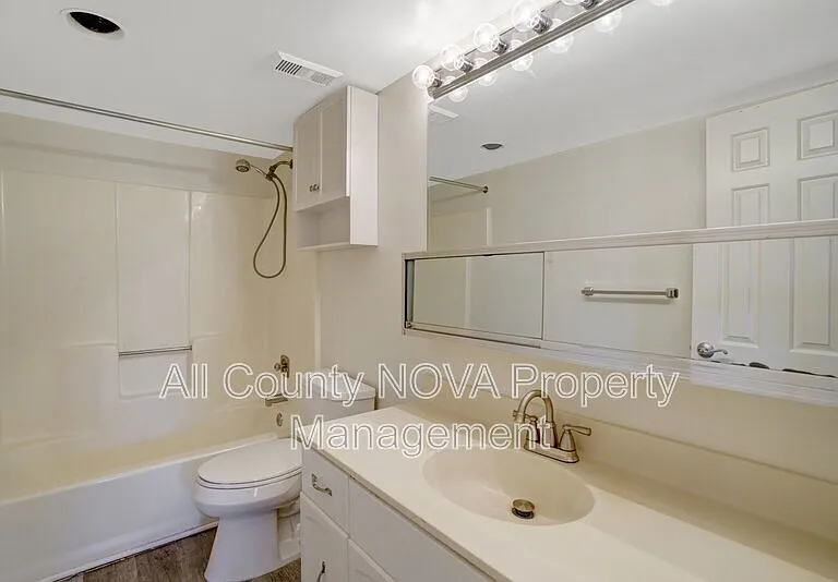 3800 Powell Ln #727 — Photo 25