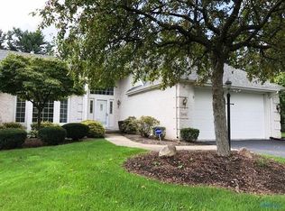7451 Country Commons Ln #7451, Sylvania, OH 43560