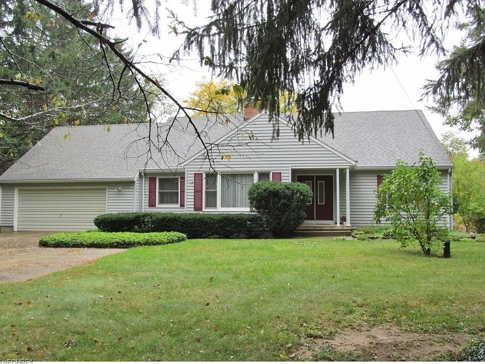 1st image of 3882 Mill St