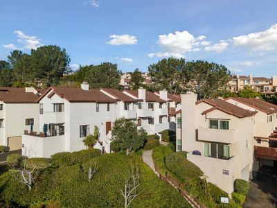 6655 Canyon Rim Row UNIT 204, San Diego, CA, 92111