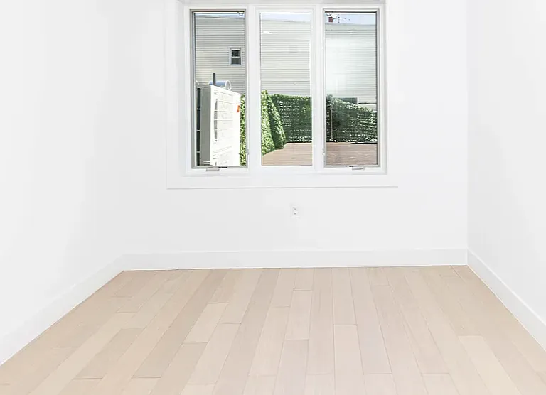 455 Onderdonk Ave #2D — Photo 8