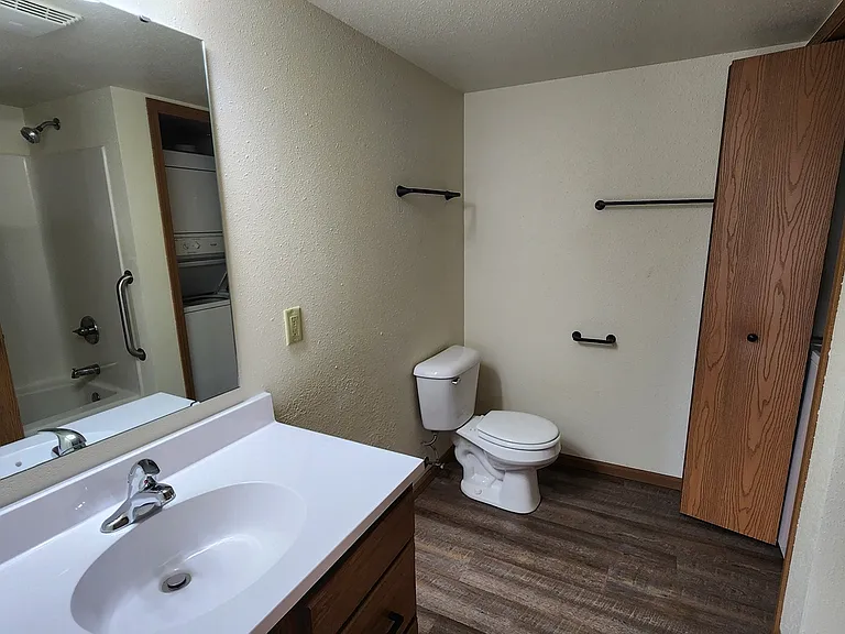Woodbury Place- Fort Atkinson — Photo 7