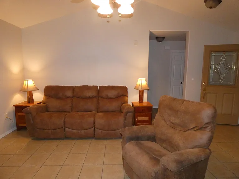 3611 Los Encinos St — Photo 14