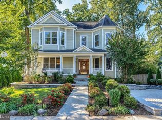 521 Anne St, Falls Church, VA 22046